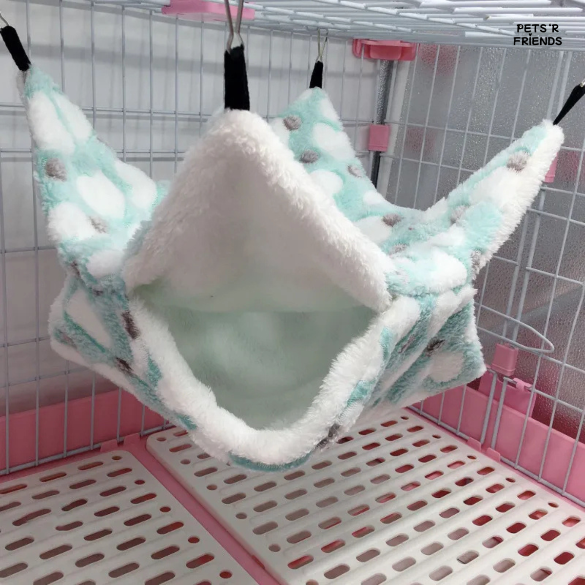 SnugNest™ - Zacht slapen en veilig schuilen voor jouw kleine huisdier.