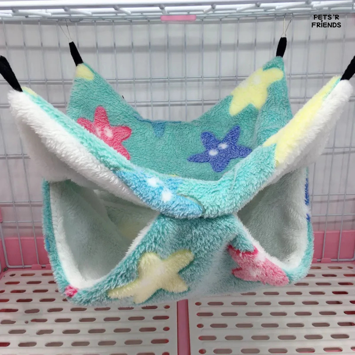 SnugNest™ - Zacht slapen en veilig schuilen voor jouw kleine huisdier.